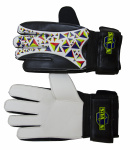 Перчатки вратарские фб Atemi NOVUS NFG-01,черн-бел.