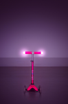 Самокат Mini Micro Deluxe Magic розовый LED