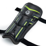 Щитки футбольные TORRES Training FS2306L, размер L (L)